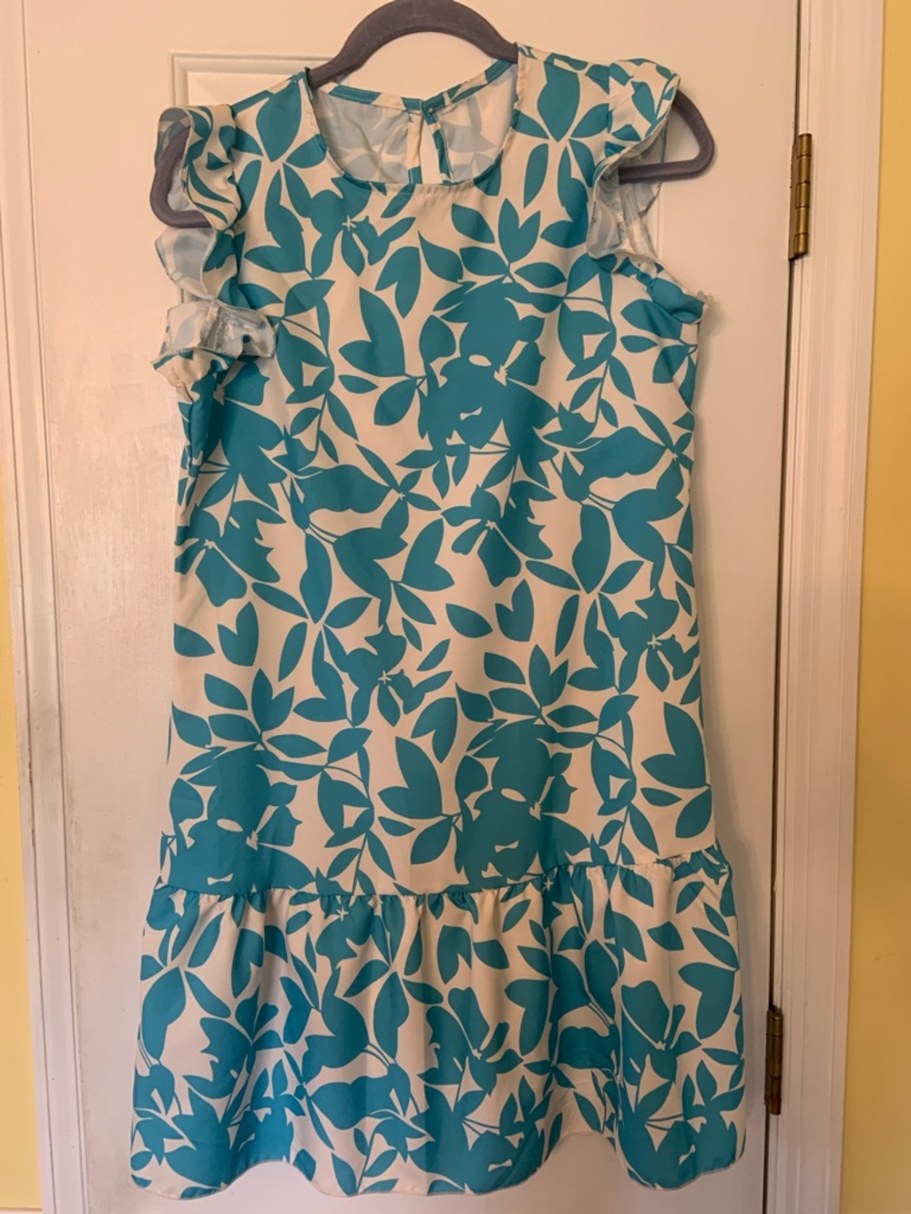 SHEIN Teal and White Floral Asymmetrical Ruffle Dress